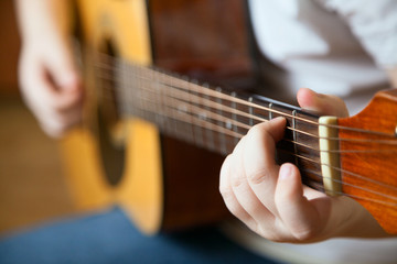 魅力的なギター単音弾きの世界―基礎から装飾音・ジャンル別応用まで徹底解説