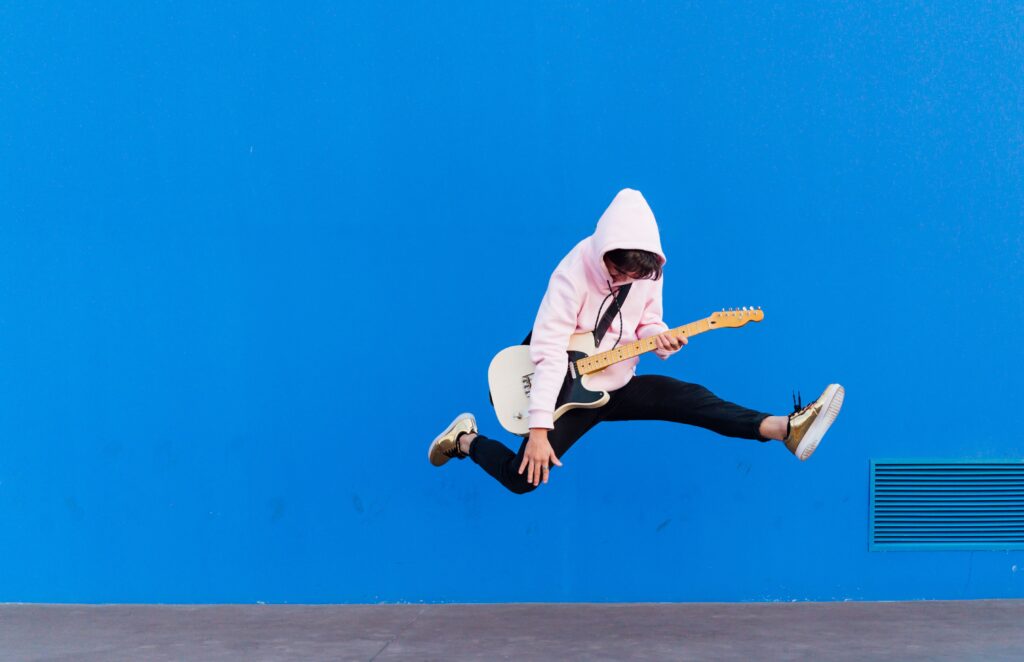 神奈川県横浜市で五弦ギターを売るなら買取GEEKという選択