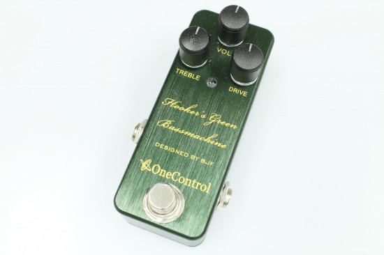 One Control Hooker’s Green Bass Machine