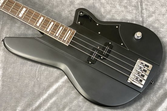 Reverend Guitars / FEL-4 The Meshell Ndegeocello Fellowship bass