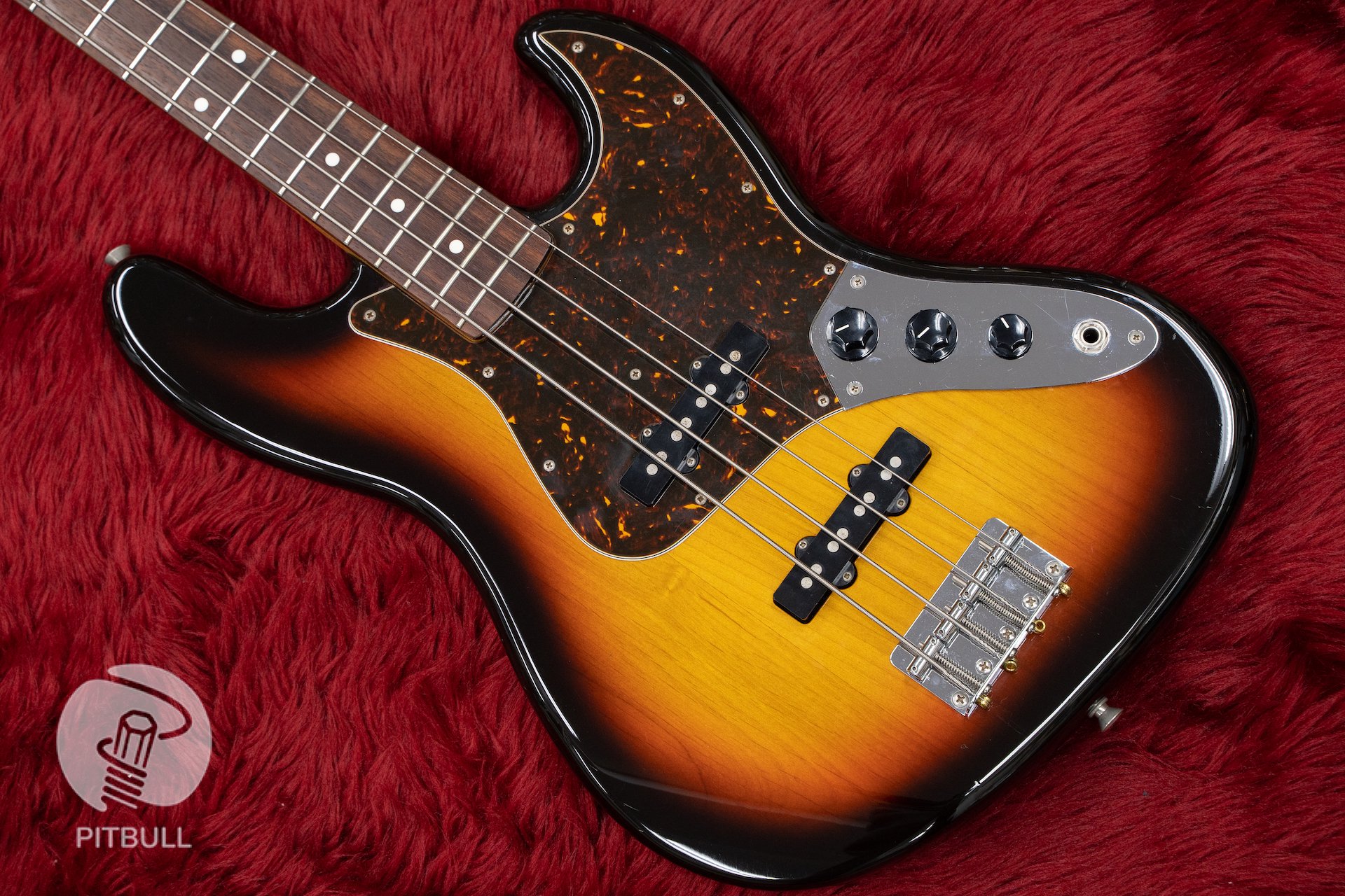 Fender Japan / JB62M