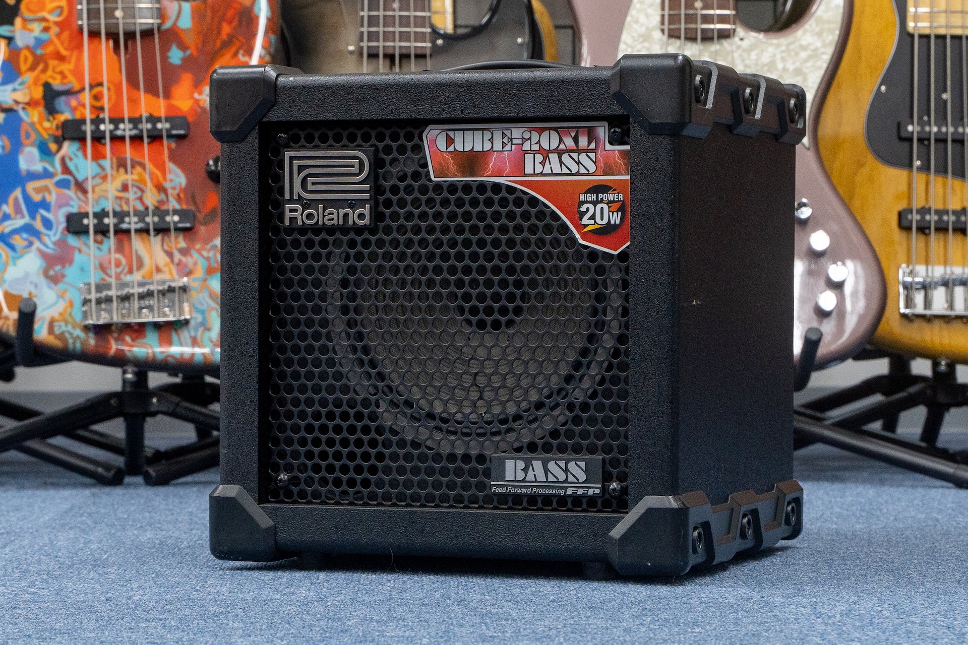 Roland / CUBE-20XL BASS