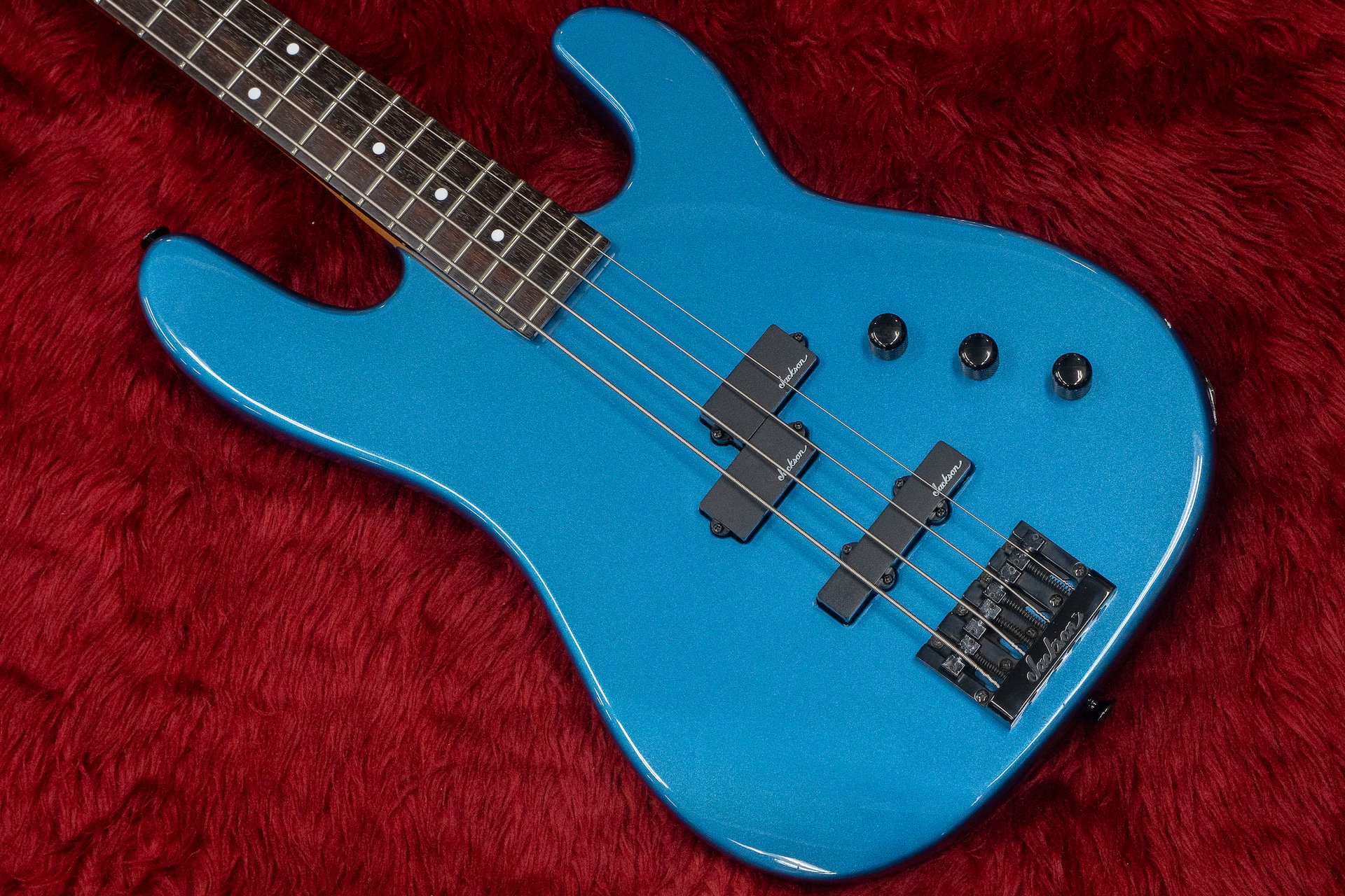 Charvel / model 2B Electric Blue