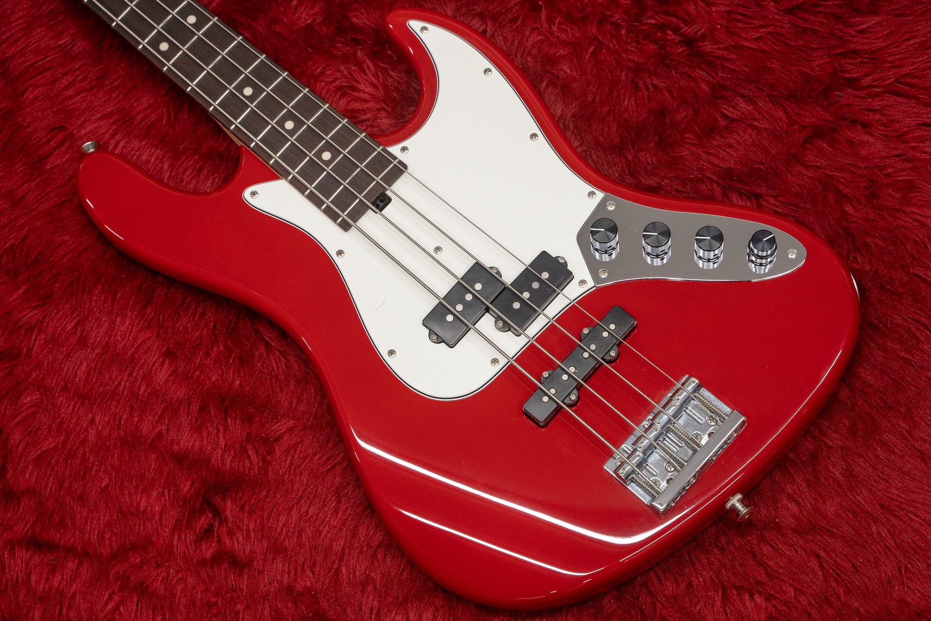 Sadowsky TYO / Modern Edge 4string J Bass Verdine White Fiesta Red