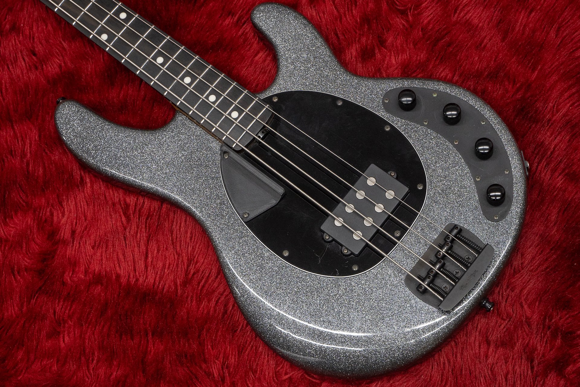 Ernie Ball Music Man / StingRay Special 1H Charcoal Sparkle