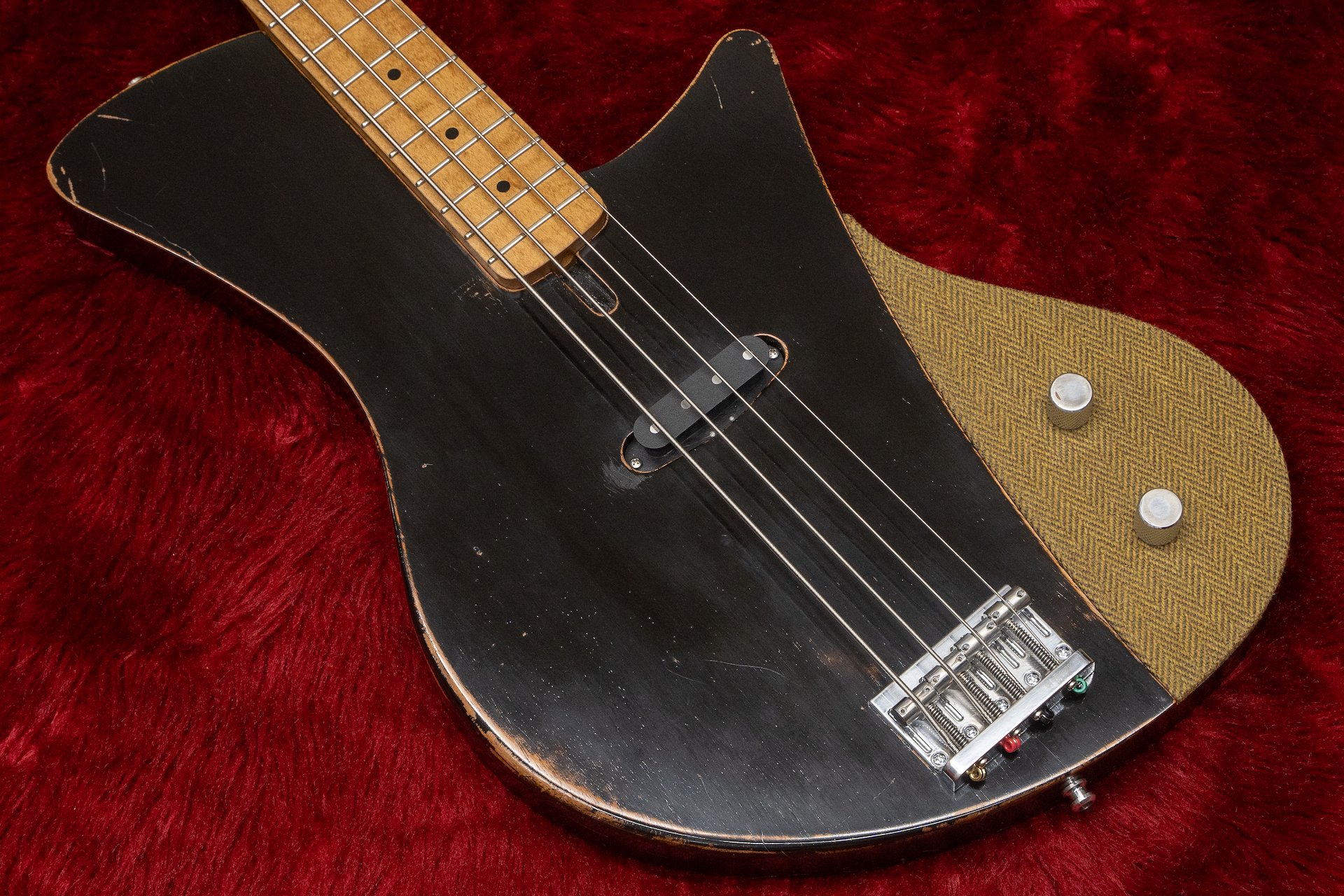 Ulrich Bass Design / Retro57 old style 4 string 3.32kg