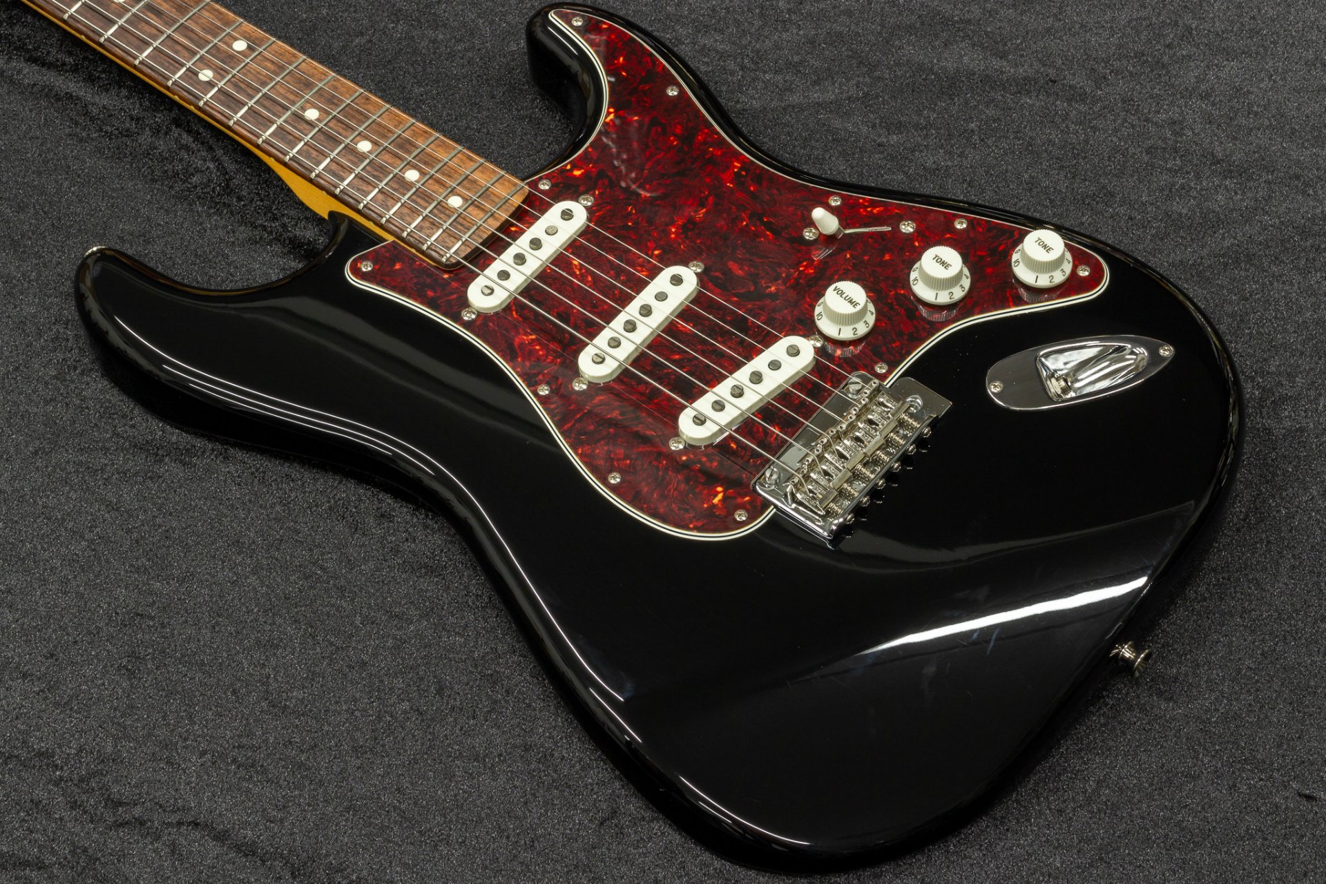 Fender / Made in Japan Hybrid II Stratocaster BLK